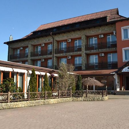 Hotel Perlyna Ars Strîi Exterior foto