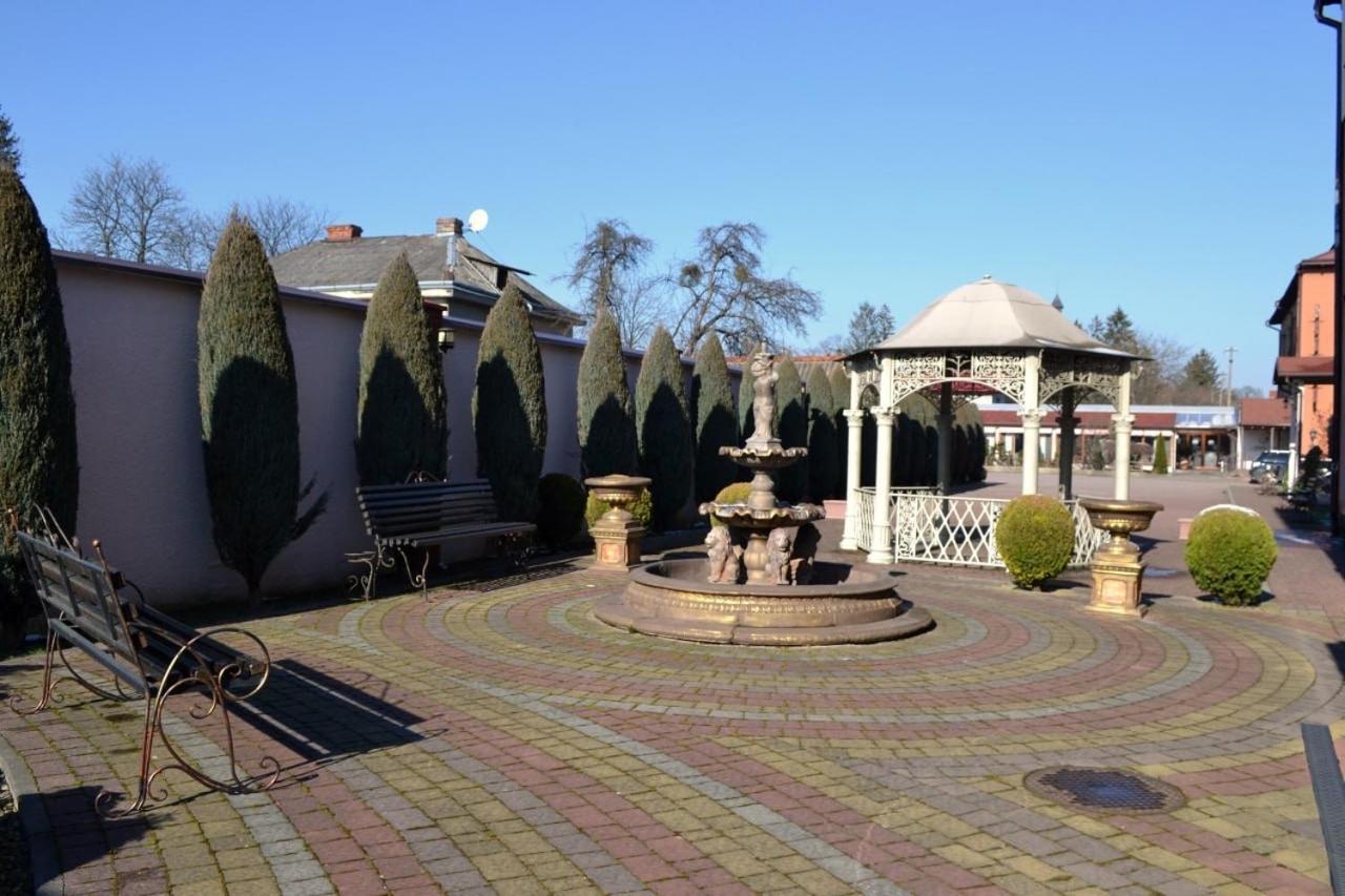 Hotel Perlyna Ars Strîi Exterior foto